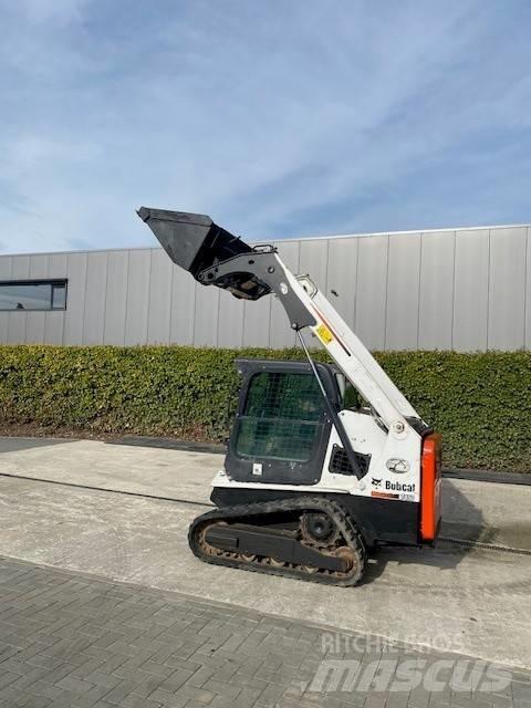 Bobcat T 450 滑移轉向裝載機