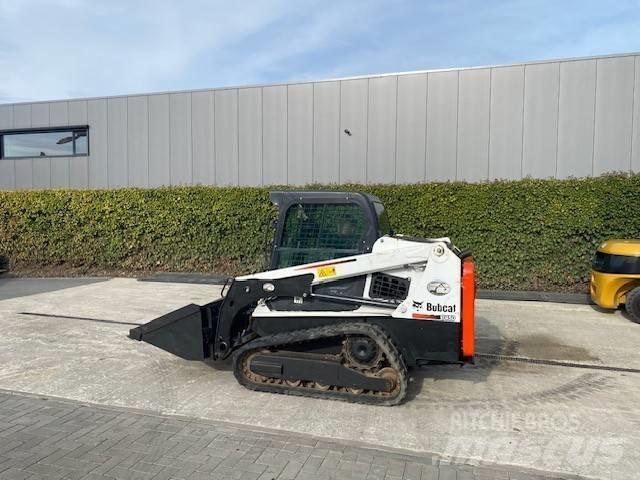 Bobcat T 450 滑移轉向裝載機