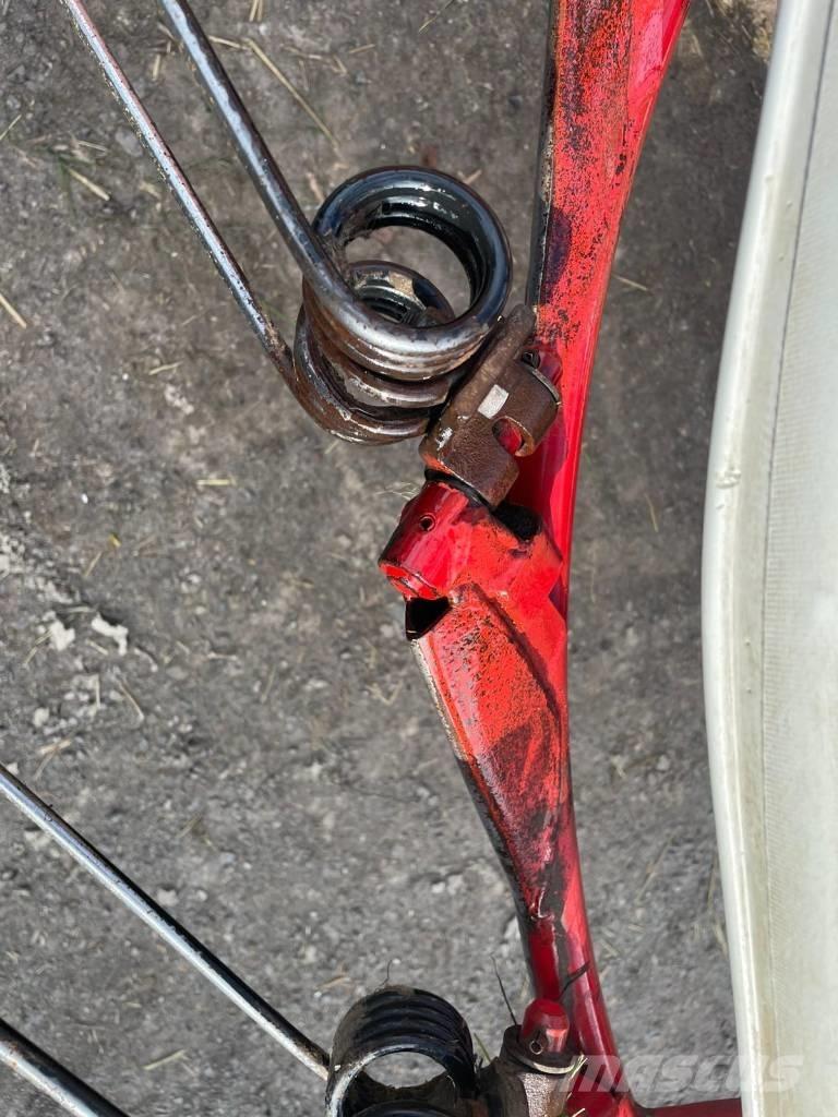 Lely Rotonde 510 CD 堆草機