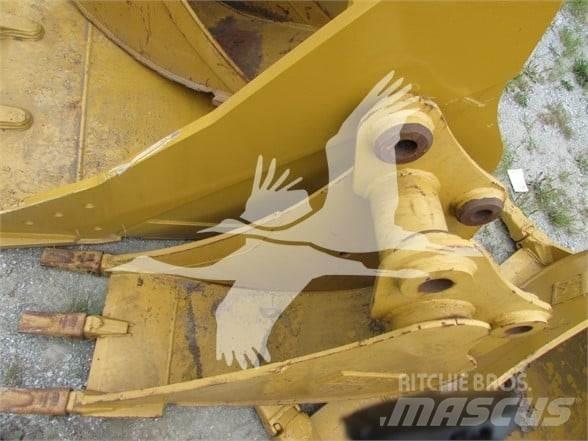 CAT 2395986 鏟斗