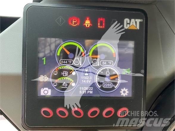 CAT 299D3 滑移轉向裝載機