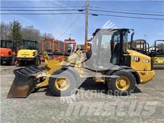 CAT 906M 輪胎式裝載機