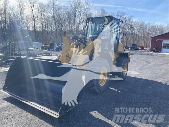 CAT 910 輪胎式裝載機