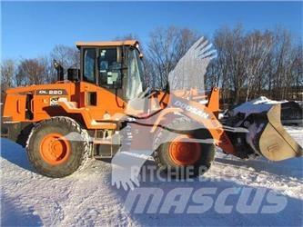 Doosan DL220-3 輪胎式裝載機