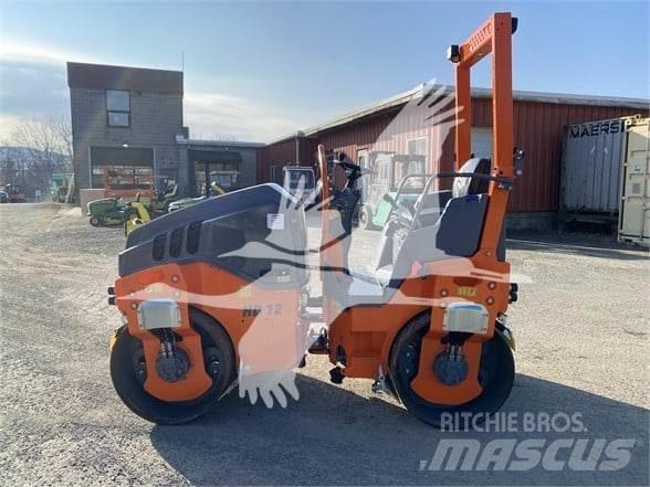 Hamm HD12VV 單輪滾壓機