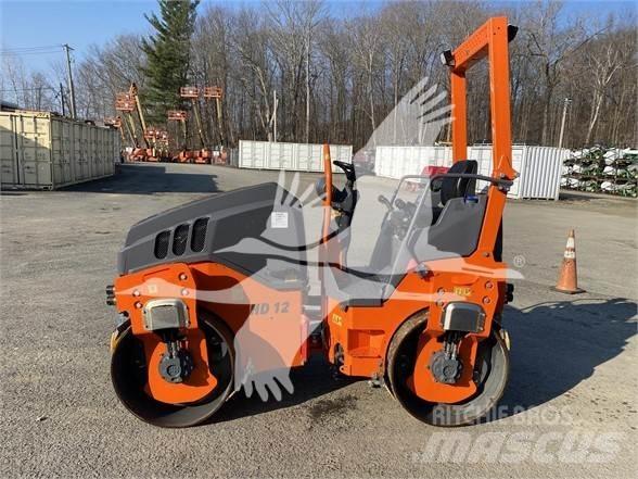 Hamm HD12VV 單輪滾壓機
