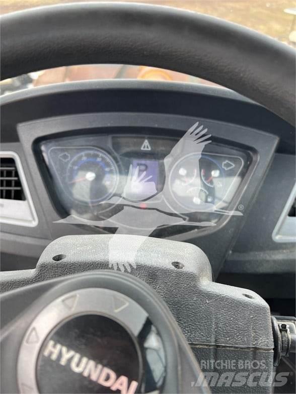 Hyundai HL970 輪胎式裝載機