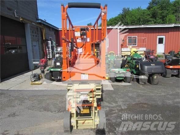 JLG 2632ES 剪式升降機
