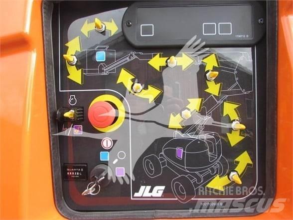 JLG 600AJ 曲臂高空作業車