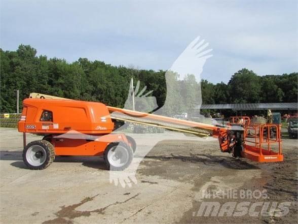 JLG 600S 伸縮臂高空作業車