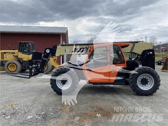 JLG 742 伸縮臂操作車