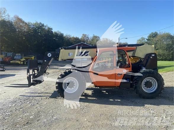 JLG 943 伸縮臂操作車