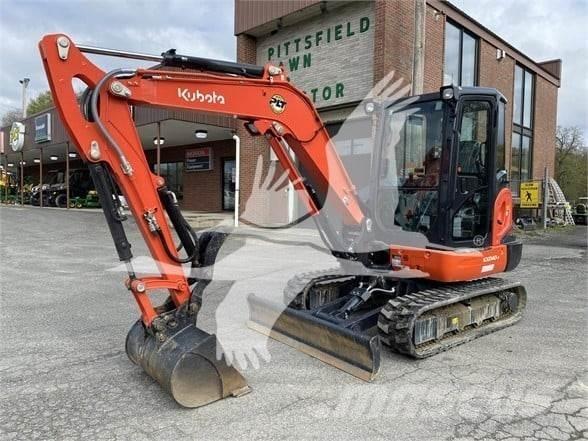 Kubota KX040-4 小型挖土機/掘鑿機<7t(小型挖掘機)