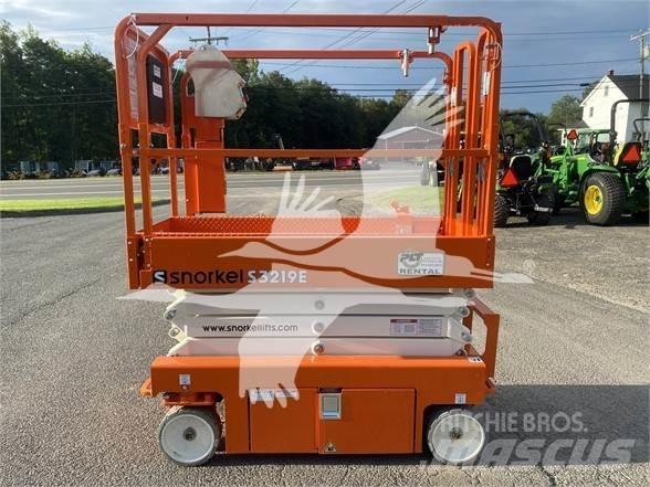 Snorkel S3219E 剪式升降機