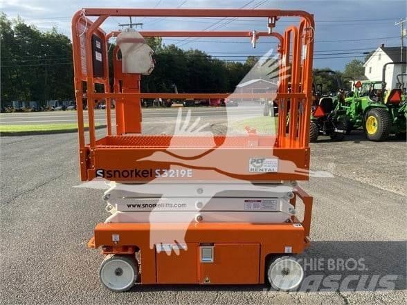 Snorkel S3219E 剪式升降機