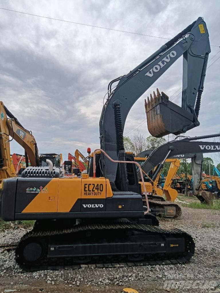 Volvo EC 240 履帶式 挖土機/掘鑿機/挖掘機