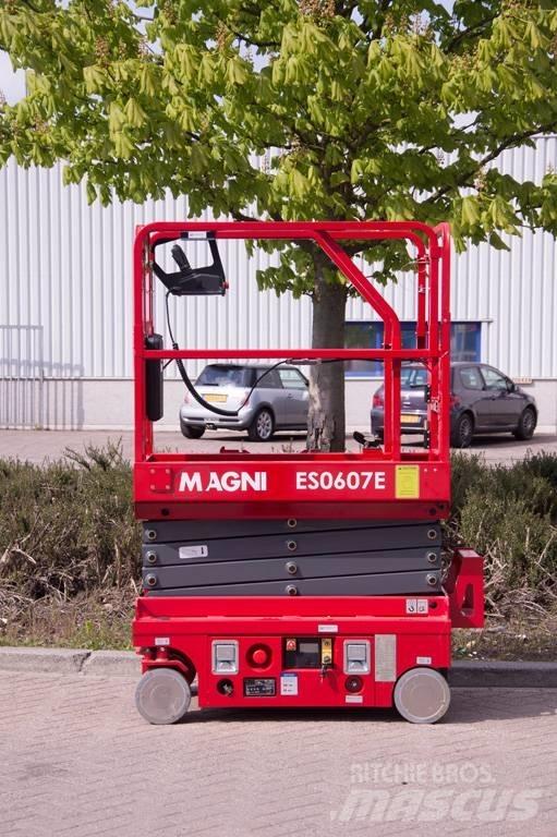 Magni ES0607E 剪式升降機