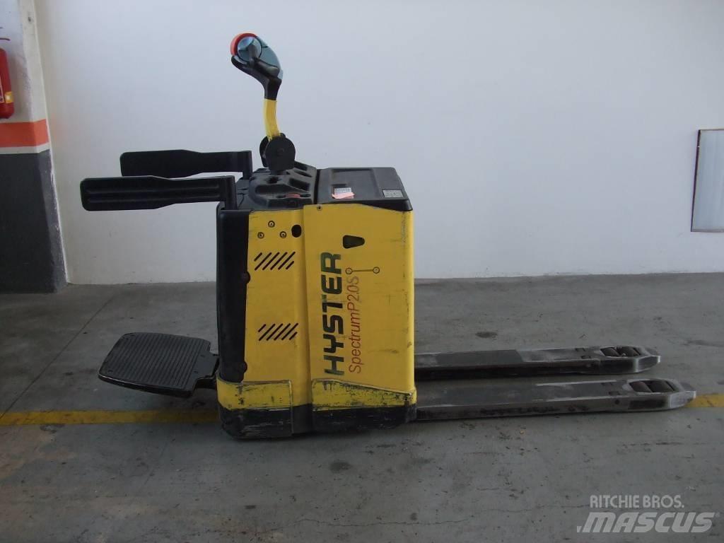 Hyster P2.0S 平台型低架升降機