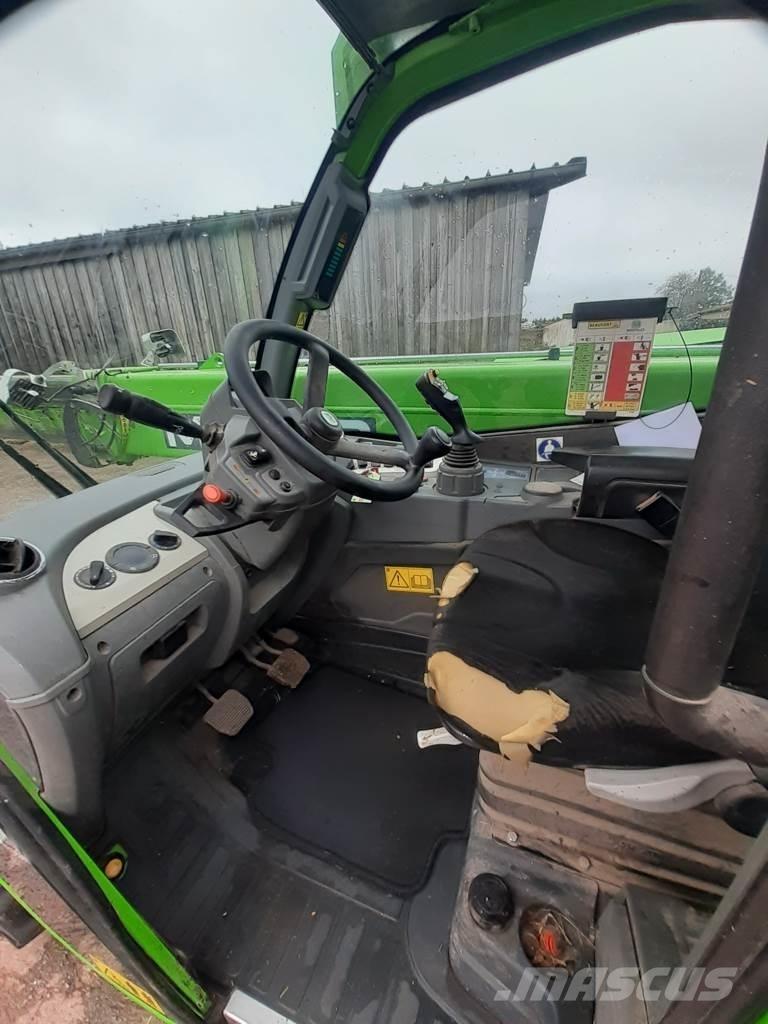 Merlo Tf33.7 115 農業用伸縮臂裝載機