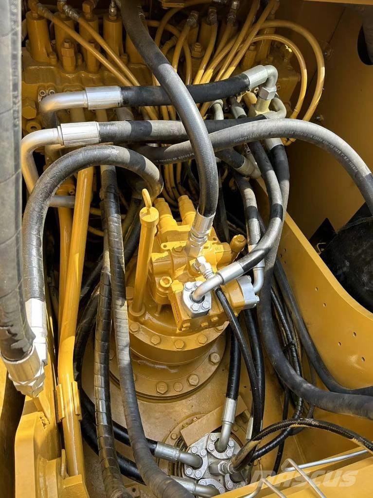 CAT 320 D 履帶式 挖土機/掘鑿機/挖掘機