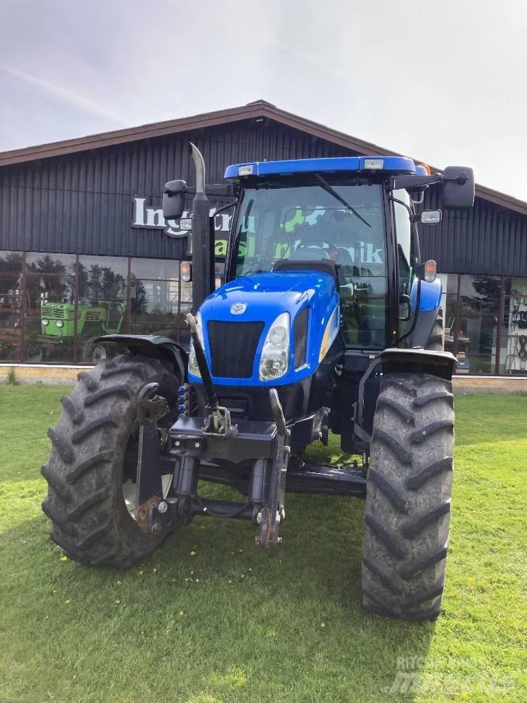New Holland TS 115 A 曳引機