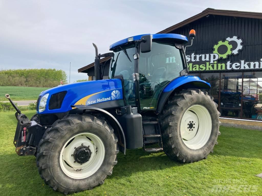New Holland TS 115 A 曳引機