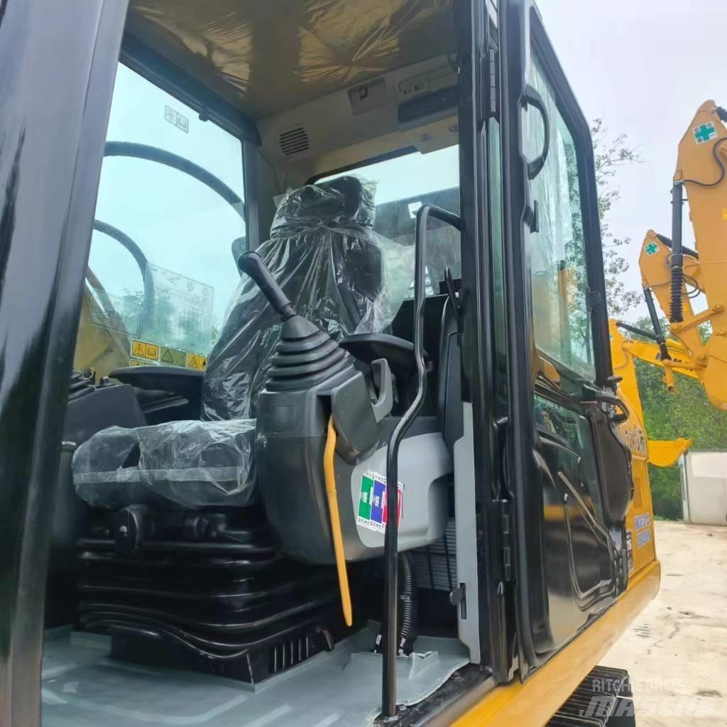 CAT 320 D 2 中型挖土機/掘鑿機/挖掘機 7t-12t