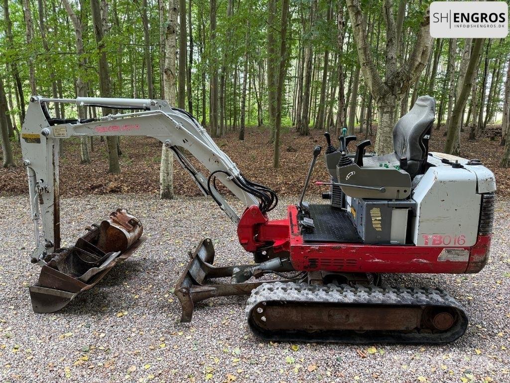 Takeuchi TB 016 小型挖土機/掘鑿機<7t(小型挖掘機)