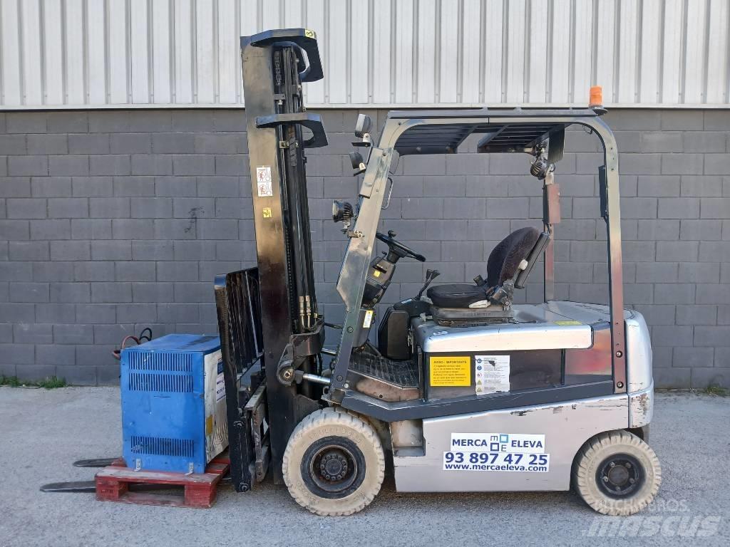 Nissan Q02 L 20 CU 電動堆高機