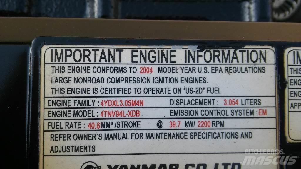 Yanmar 4TNV94L-XDB 小型挖土機/掘鑿機<7t(小型挖掘機)