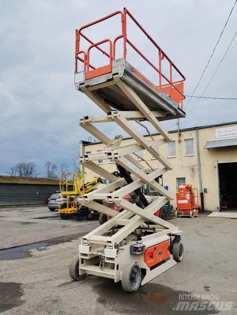 JLG 3246 ES 剪式升降機