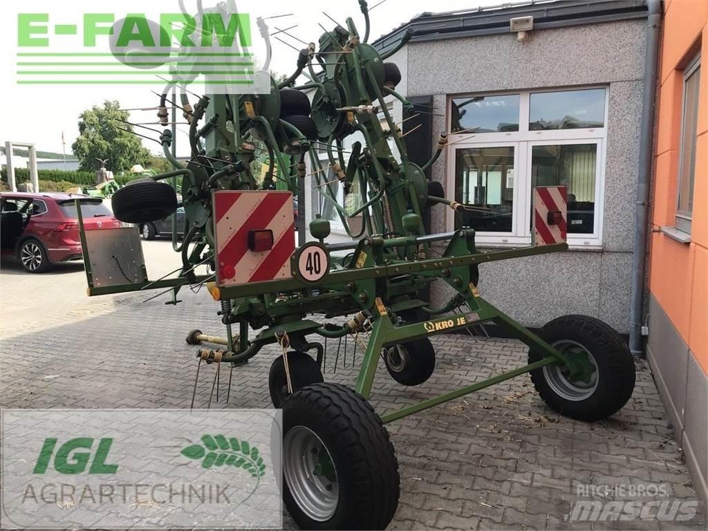 Krone kwt 8.82/8 耙與翻草機