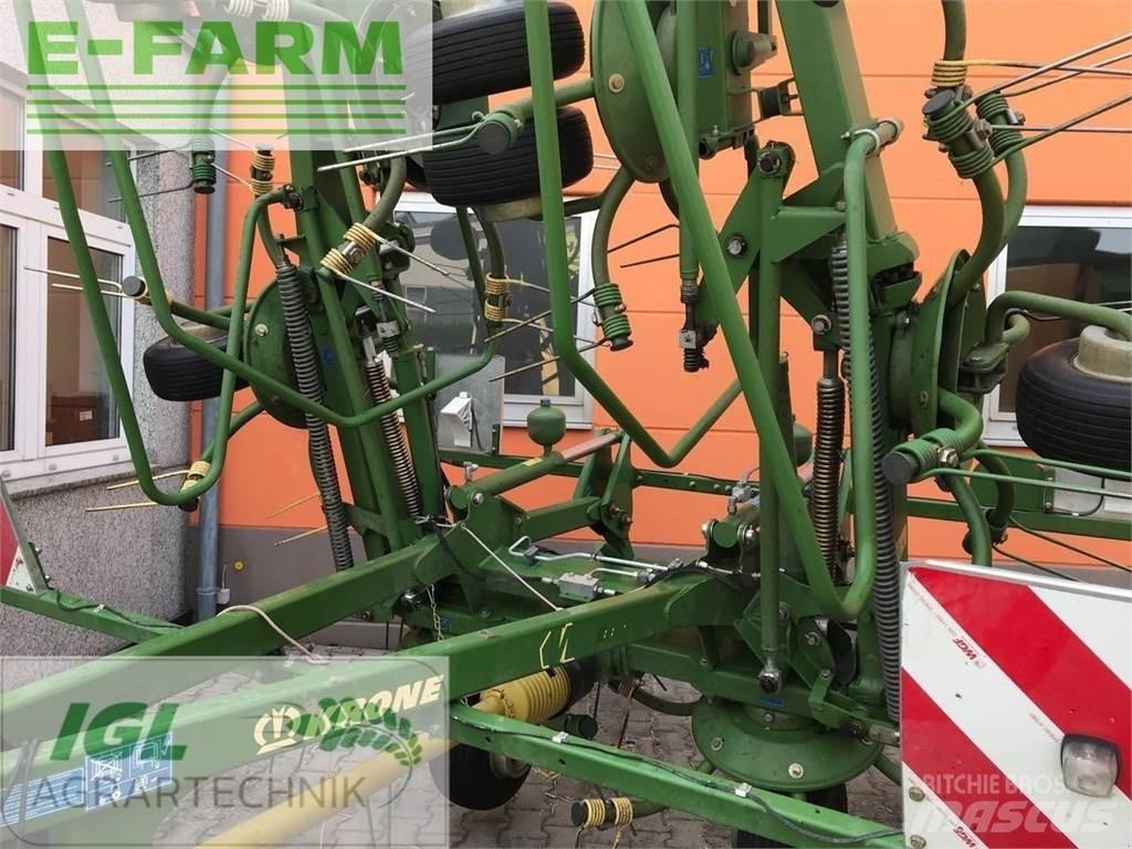 Krone kwt 8.82/8 耙與翻草機