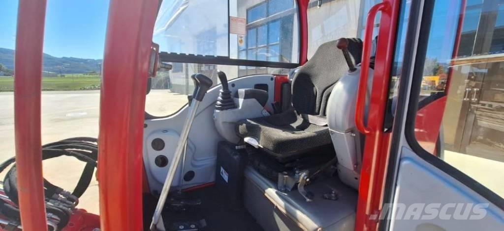 Neuson 2503 小型挖土機/掘鑿機<7t(小型挖掘機)