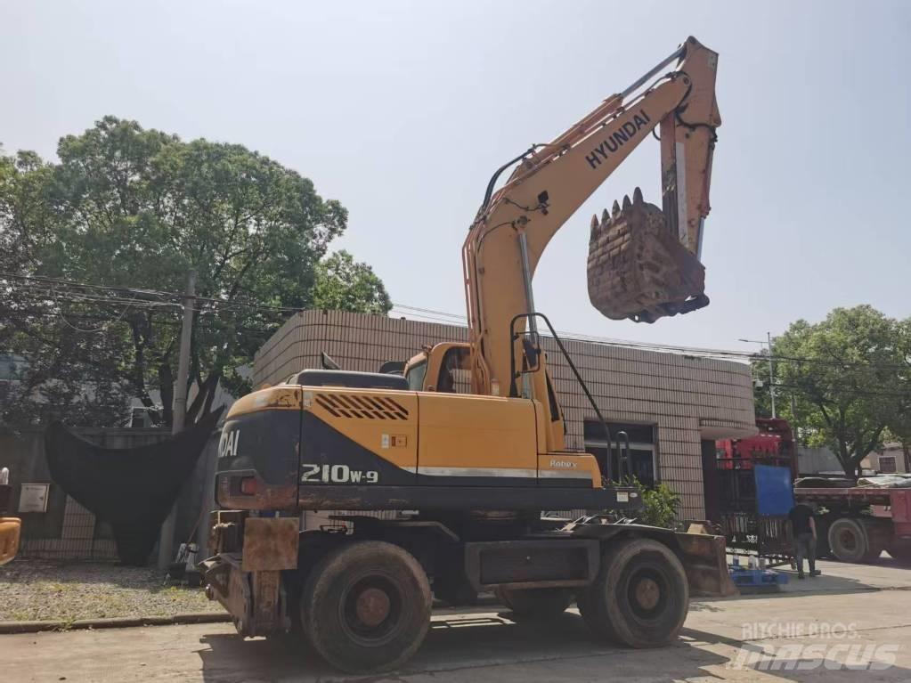 Hyundai r210w-9 旋轉式挖土機/掘鑿機/挖掘機