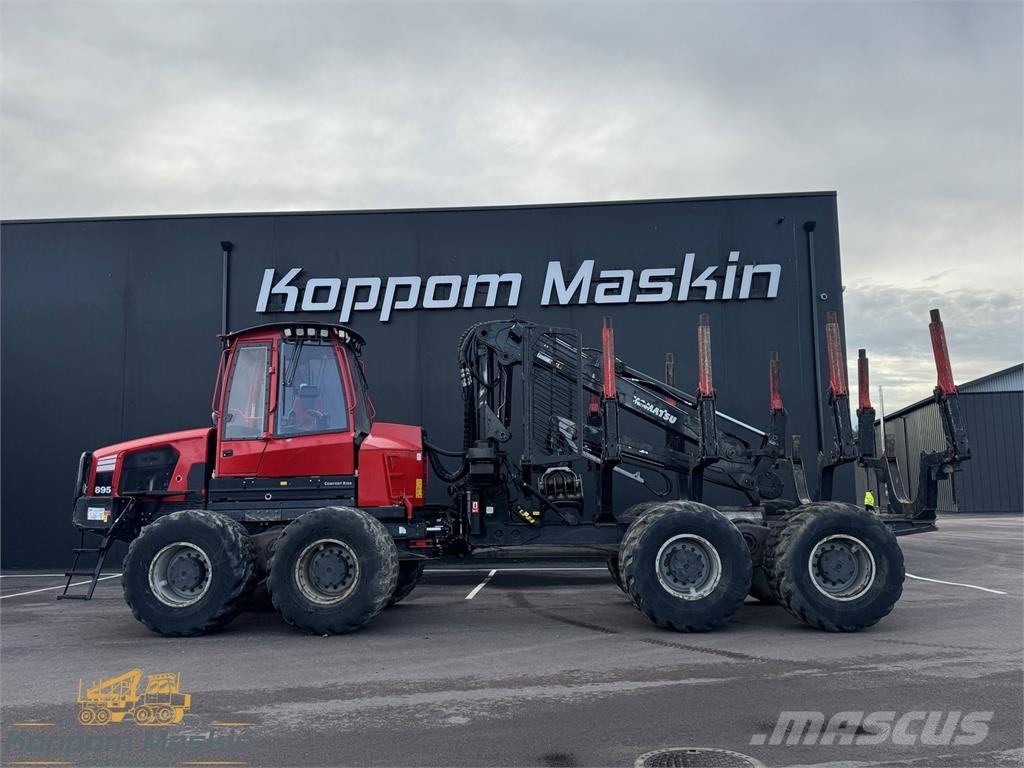 Komatsu 895 集運機