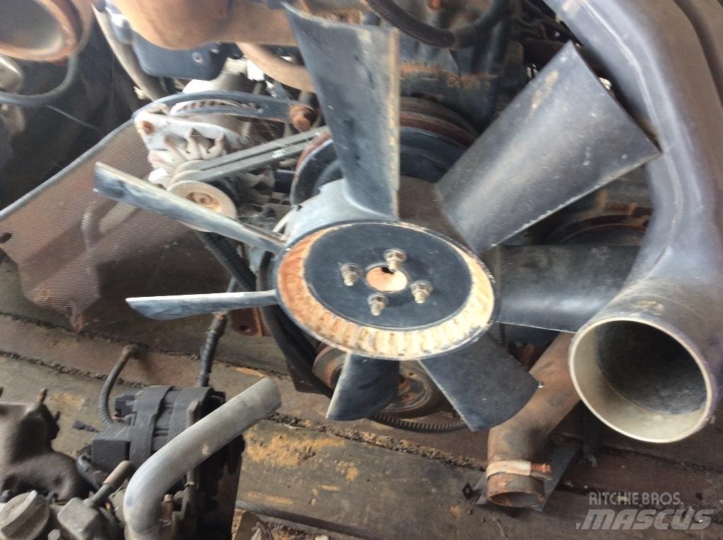 Renault 133-54 引擎/發動機