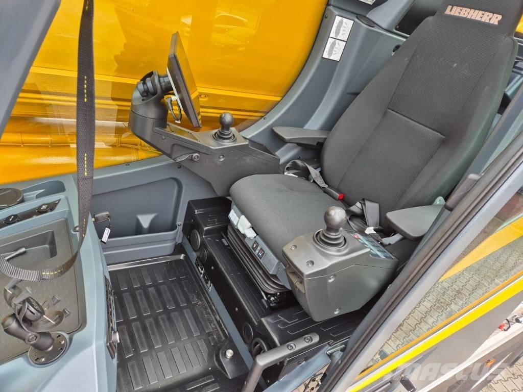 Liebherr LTM1300-6.4 全路面起重機/吊車