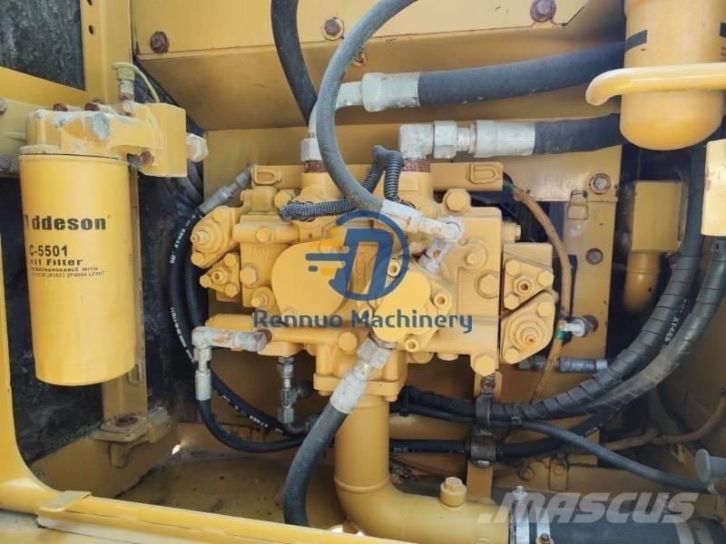 CAT 315D2 中型挖土機/掘鑿機/挖掘機 7t-12t