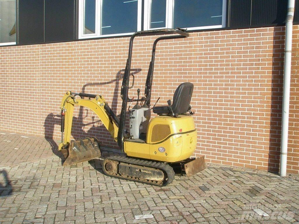 CAT 300.9 小型挖土機/掘鑿機<7t(小型挖掘機)