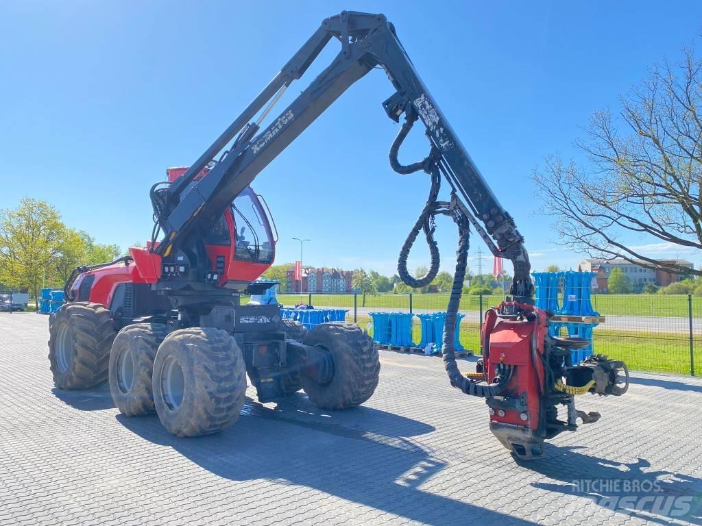 Komatsu 911 收穫機