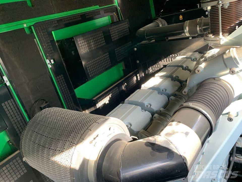 Mitsubishi 765 KVA 柴油發電機
