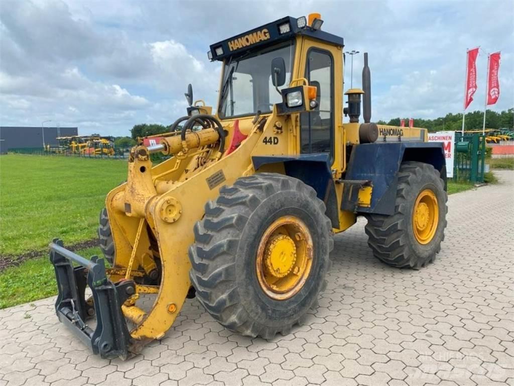 Hanomag 44D 輪胎式裝載機