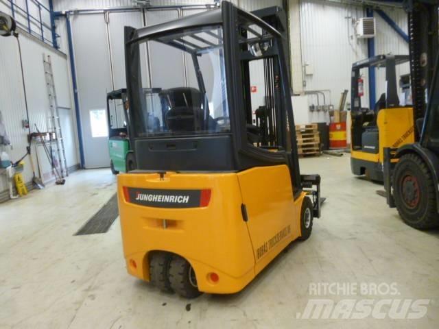 Jungheinrich EFG 216 電動堆高機