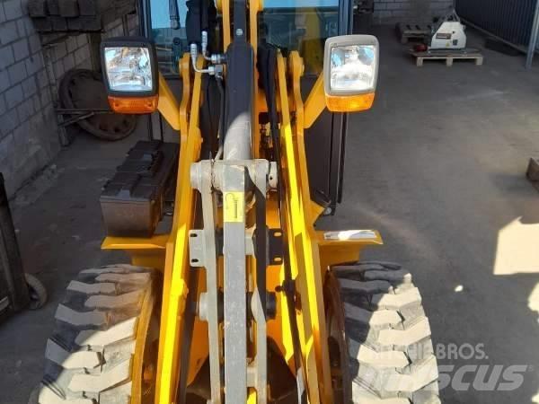 Schäffer 2428 SLT 滑移轉向裝載機