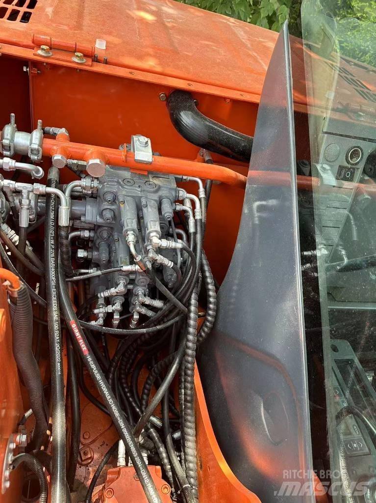 Hitachi ZX60 小型挖土機/掘鑿機<7t(小型挖掘機)