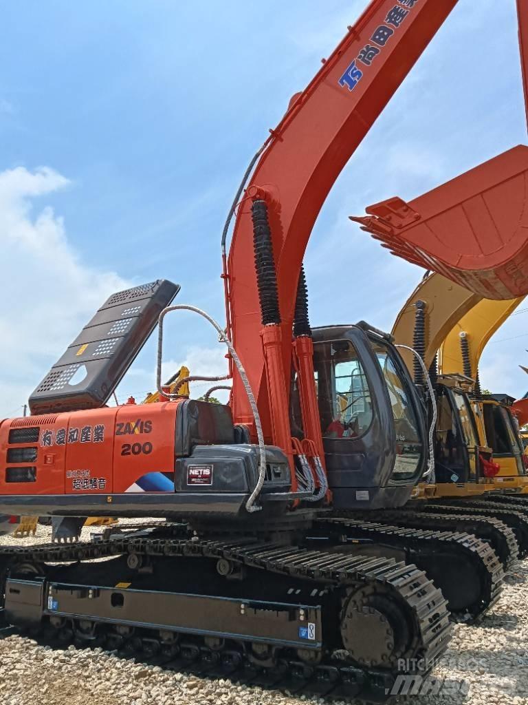 Hitachi ZX 200 中型挖土機/掘鑿機/挖掘機 7t-12t