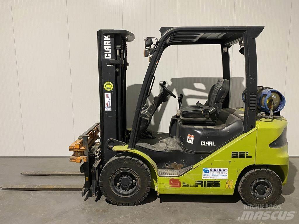 Clark S25L 液化石油氣LPG卡車