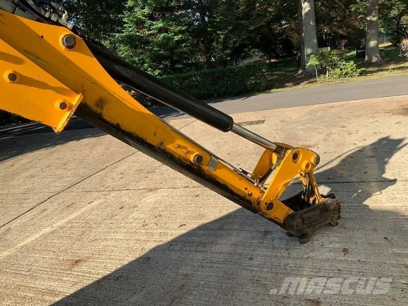 JCB 3CX Plus 反鏟裝載機