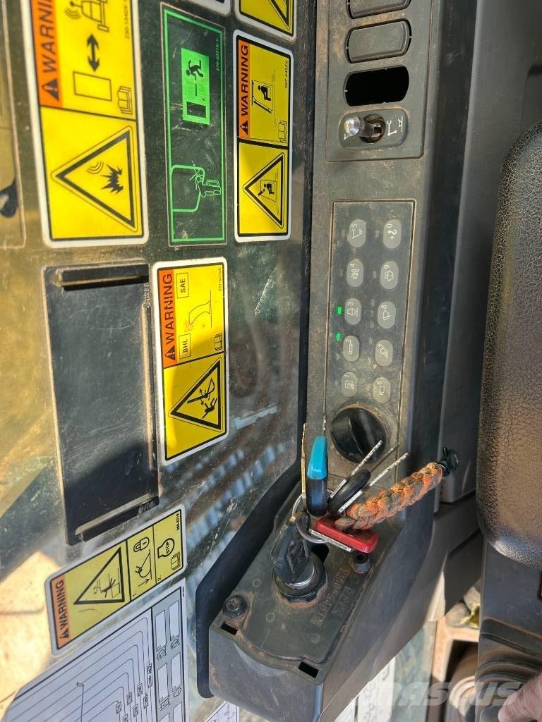 CAT 323 F L 履帶式 挖土機/掘鑿機/挖掘機